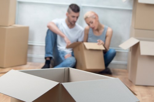 Packing furniture and boxes for transport in Bermondsey