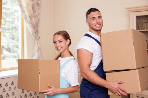 Bermondsey street access and parking considerations for removals