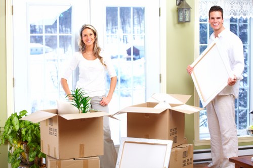 Local removals planning around Bermondsey streets and parking access